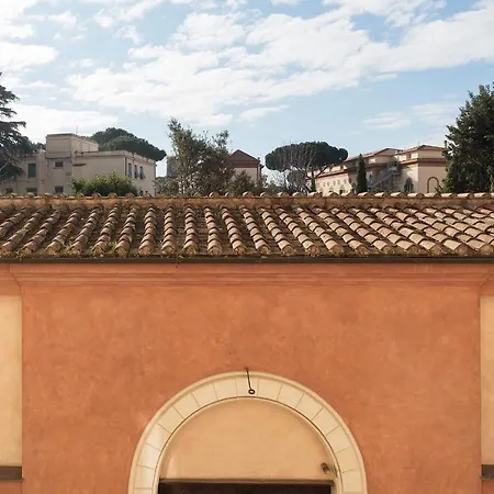 Colosseo & Colle Oppio Cozy Apartment